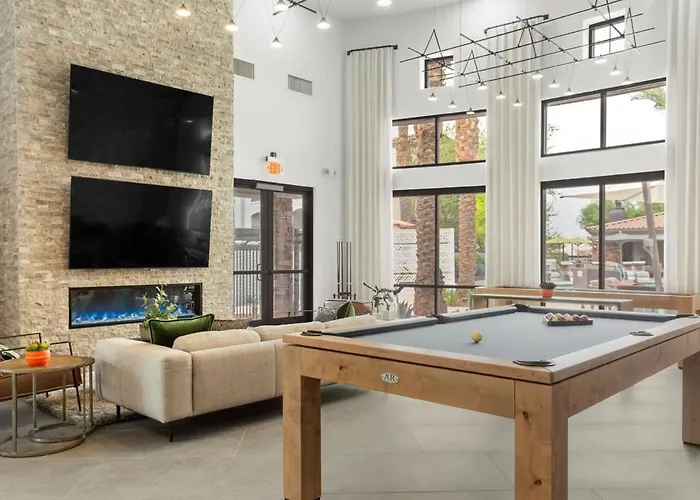 Apartment Cozysuites By The Stadium With Pool 23 Glendale