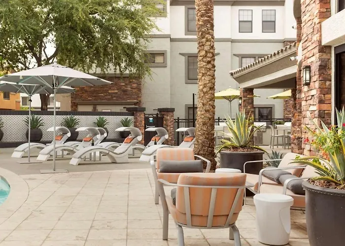 Cozysuites By The Stadium With Pool 23