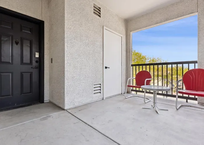 Apartment Cozysuites By The Stadium With Pool 23